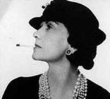 A modern nõ megteremtõje: Coco Chanel 125 éve született